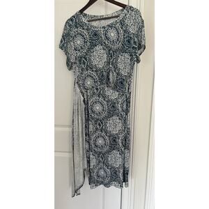 Latched mama women’s rayon dress Sz. XL
